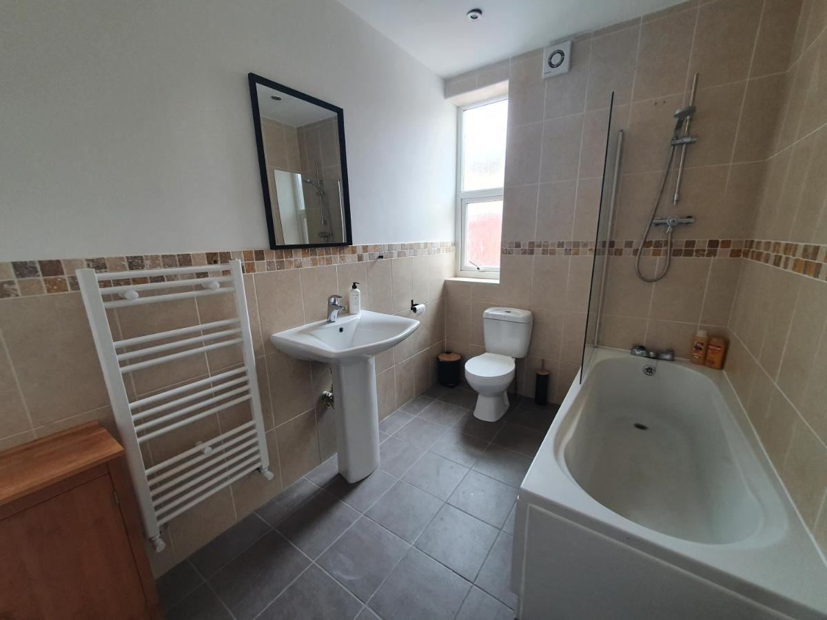 One Bed Apartment With Sofa Bed Llandudno Bagian luar foto