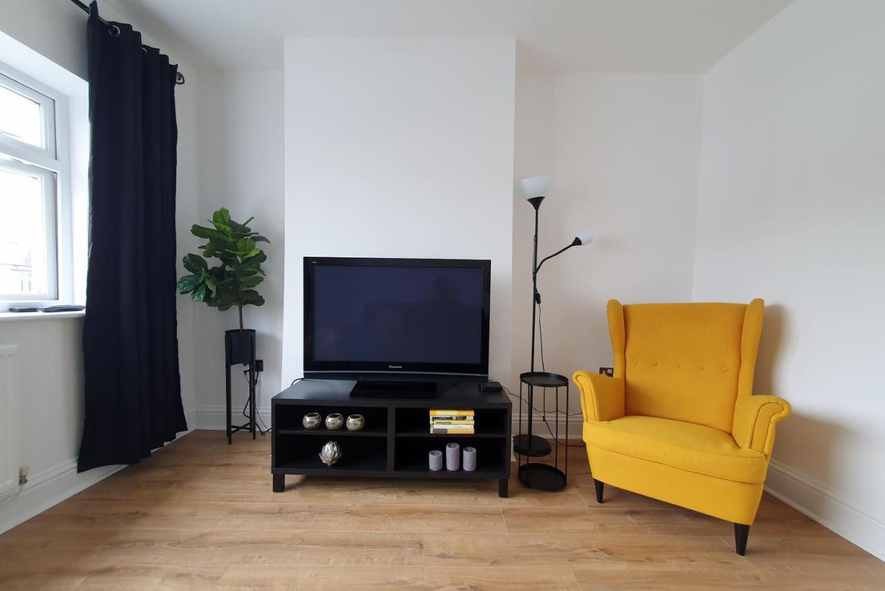 One Bed Apartment With Sofa Bed Llandudno Bagian luar foto