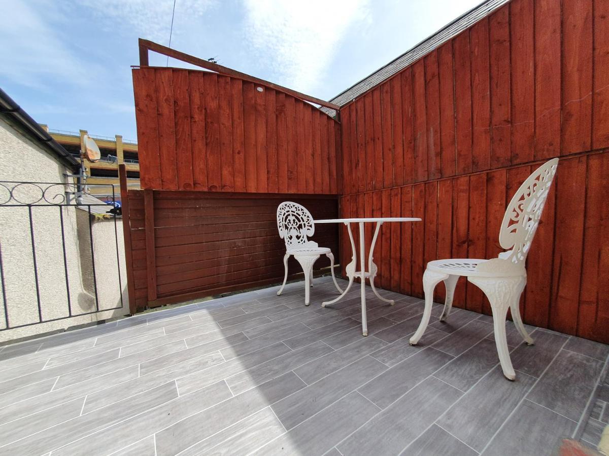 One Bed Apartment With Sofa Bed Llandudno Bagian luar foto